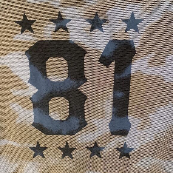 Guess Boys T-Shirt Size XL/ 20 - Picture 5 of 7